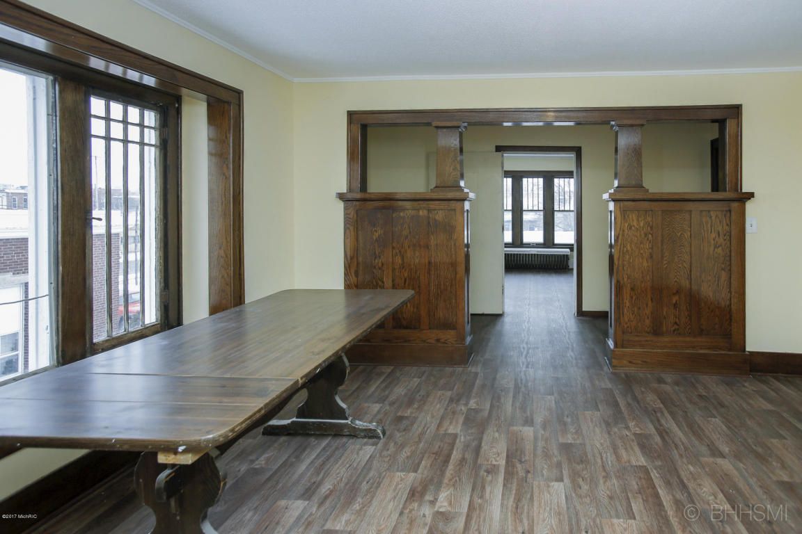 200-316 Trowbridge Street, Allegan, MI 49010